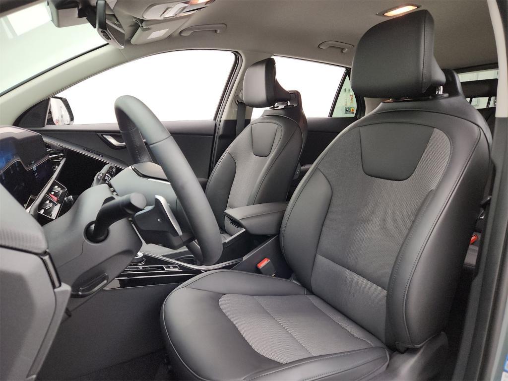 used 2025 Kia Niro EV car, priced at $24,998