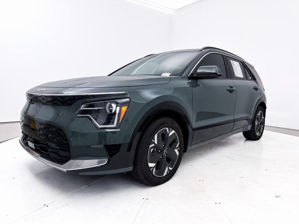 used 2025 Kia Niro EV car, priced at $24,998
