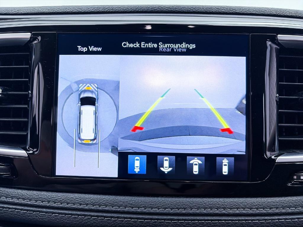 used 2020 Chrysler Pacifica Hybrid car, priced at $23,993