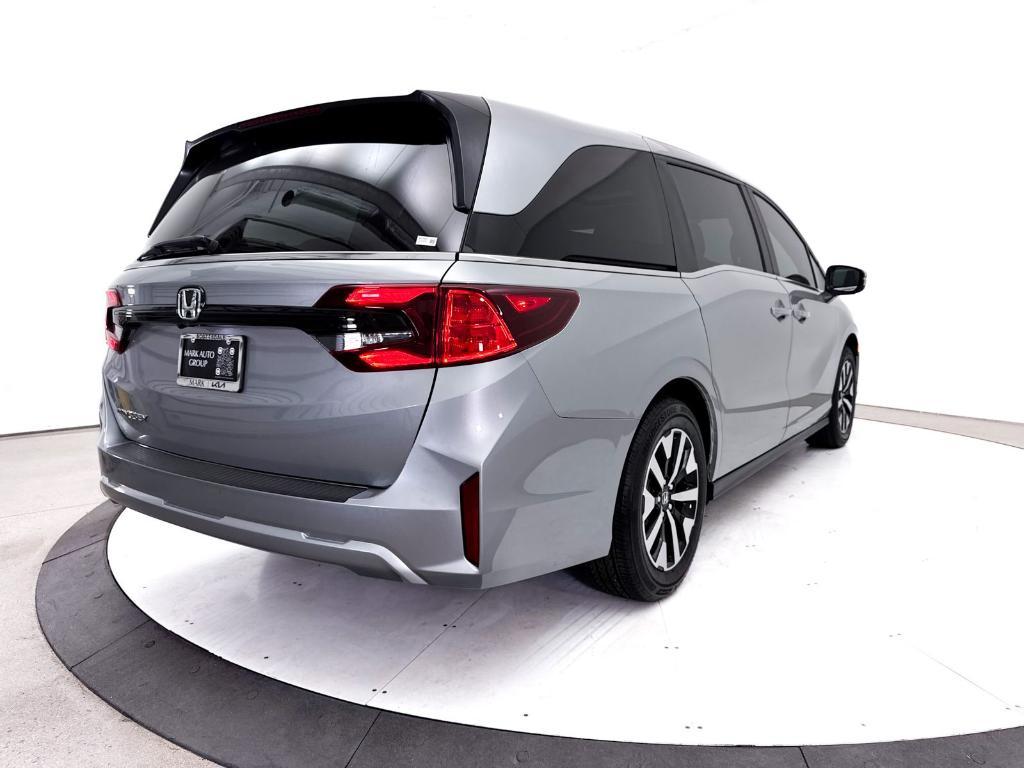 used 2025 Honda Odyssey car, priced at $36,991