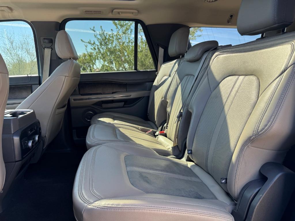 used 2021 Ford Expedition Max car, priced at $25,500