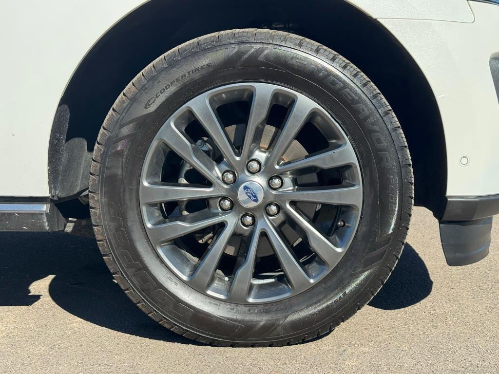 used 2021 Ford Expedition Max car, priced at $25,500