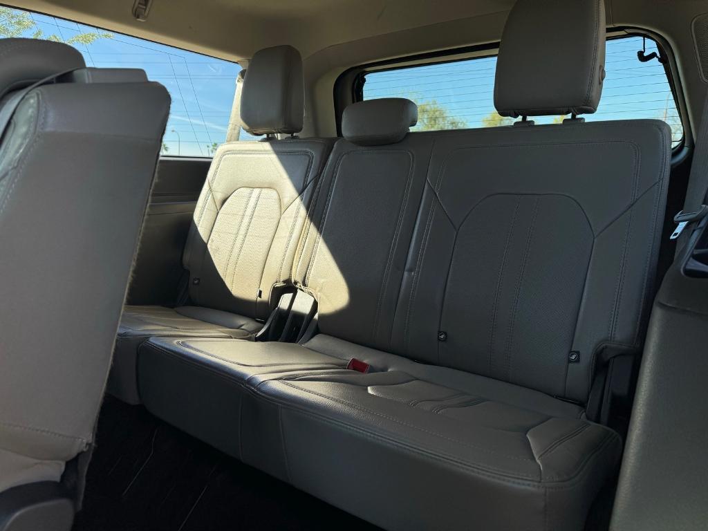 used 2021 Ford Expedition Max car, priced at $25,500