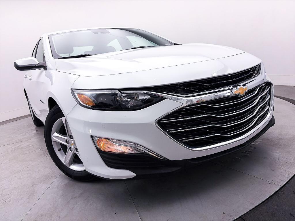 used 2025 Chevrolet Malibu car, priced at $18,993