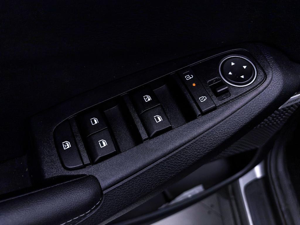 used 2025 Kia Seltos car, priced at $27,991