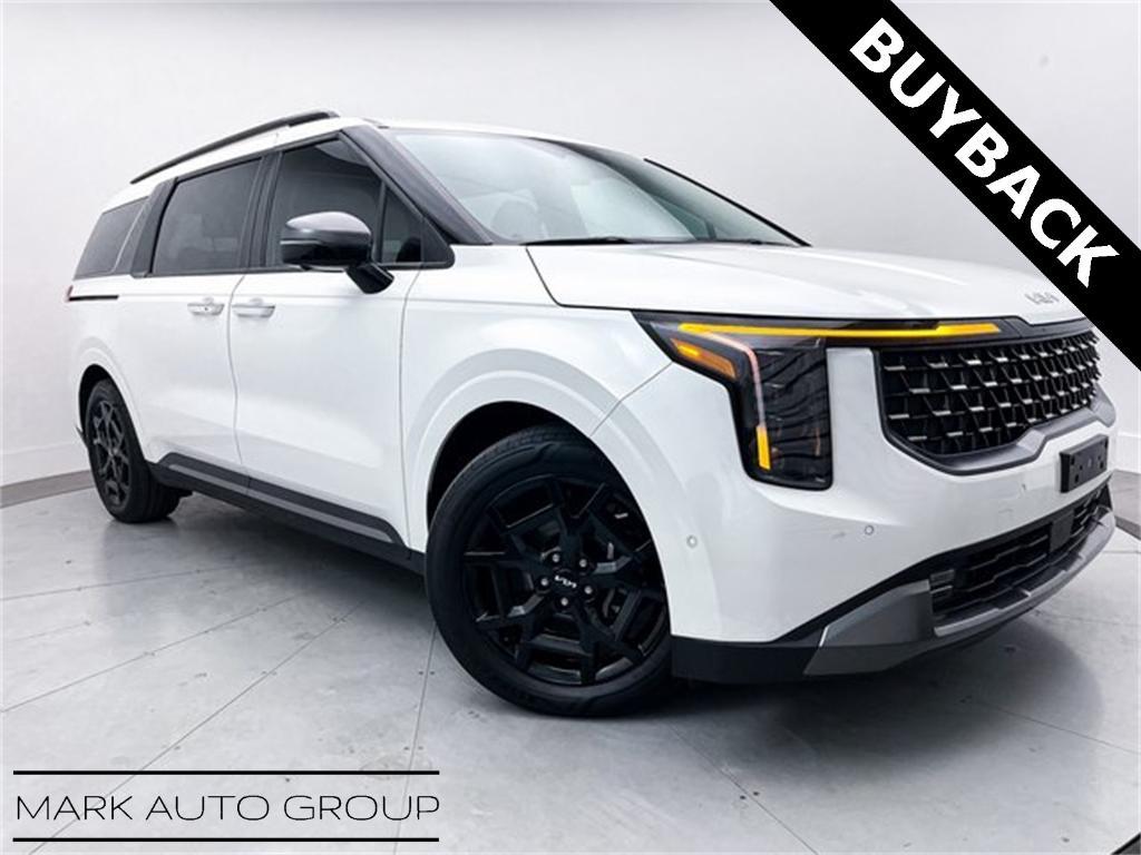 used 2025 Kia Carnival car, priced at $42,000