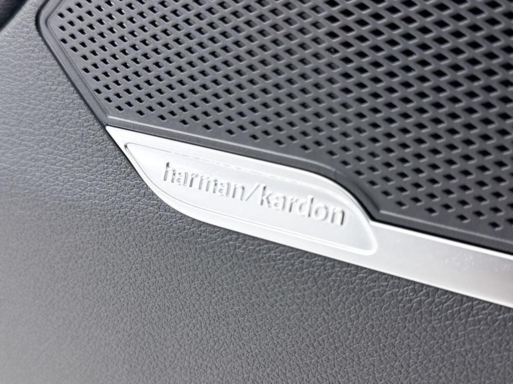 used 2025 Kia Sportage Plug-In Hybrid car, priced at $37,991