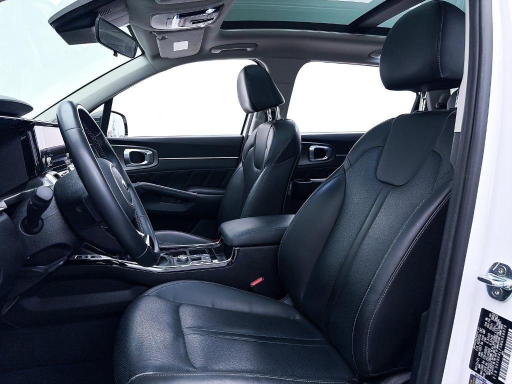 used 2021 Kia Sorento car, priced at $22,492