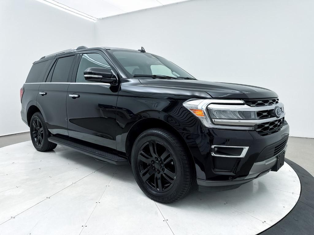 used 2024 Ford Expedition car, priced at $47,993