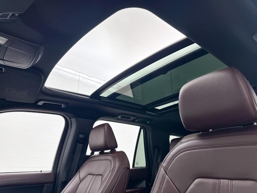 used 2024 Ford Expedition car, priced at $47,993