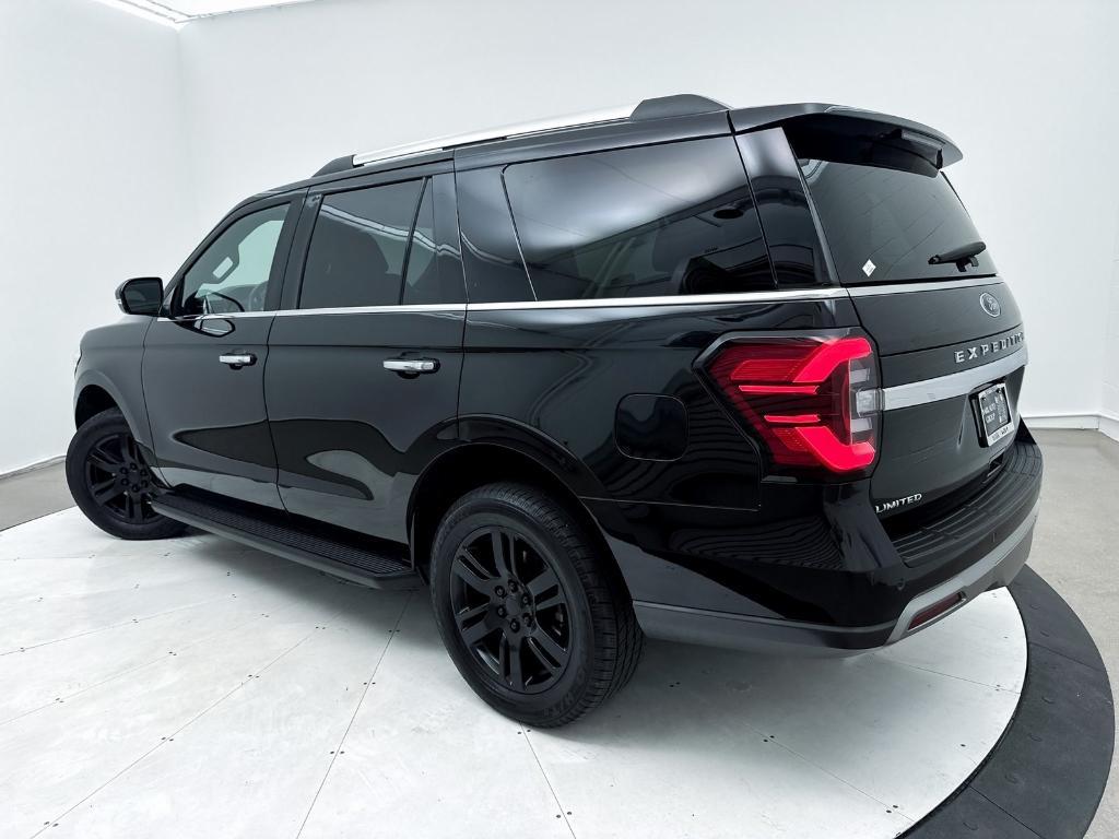 used 2024 Ford Expedition car, priced at $47,993