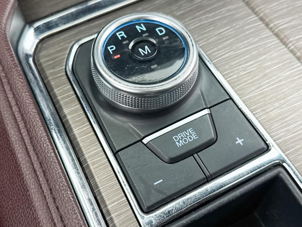 used 2024 Ford Expedition car, priced at $47,993