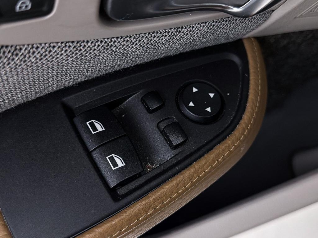 used 2015 BMW i3 car, priced at $9,693