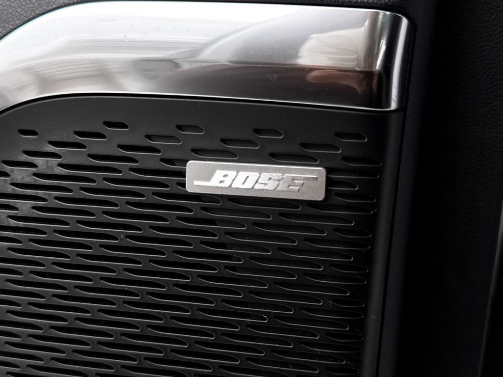 used 2024 Chevrolet Traverse car, priced at $49,992