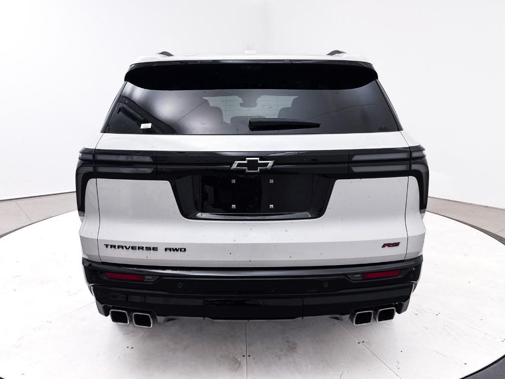 used 2024 Chevrolet Traverse car, priced at $49,992