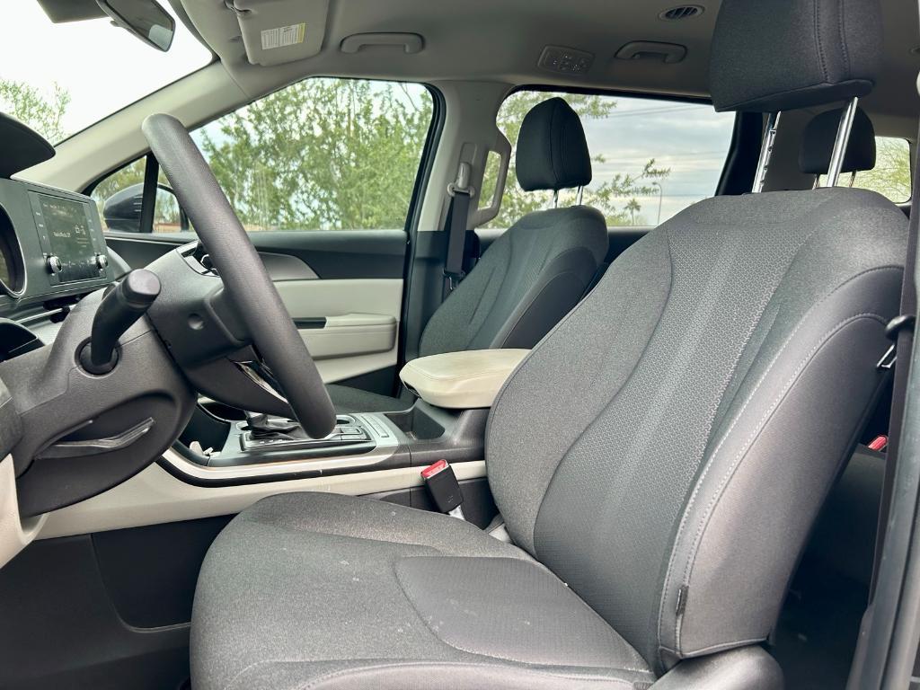 used 2023 Kia Carnival car, priced at $30,492