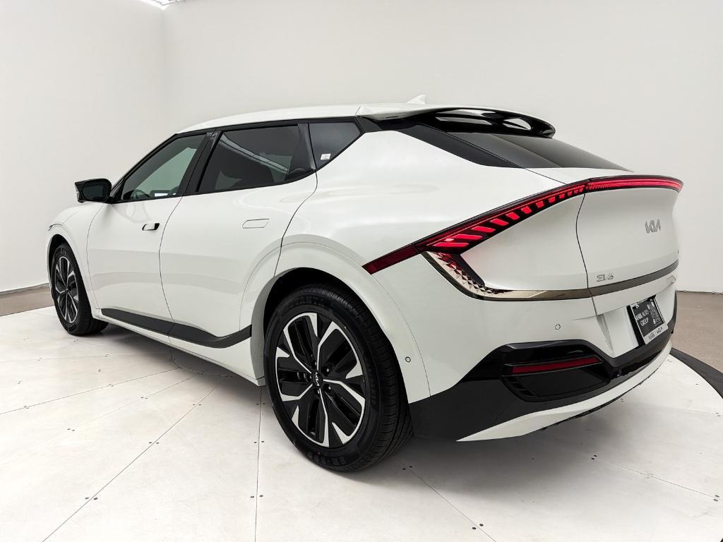 used 2022 Kia EV6 car, priced at $18,998