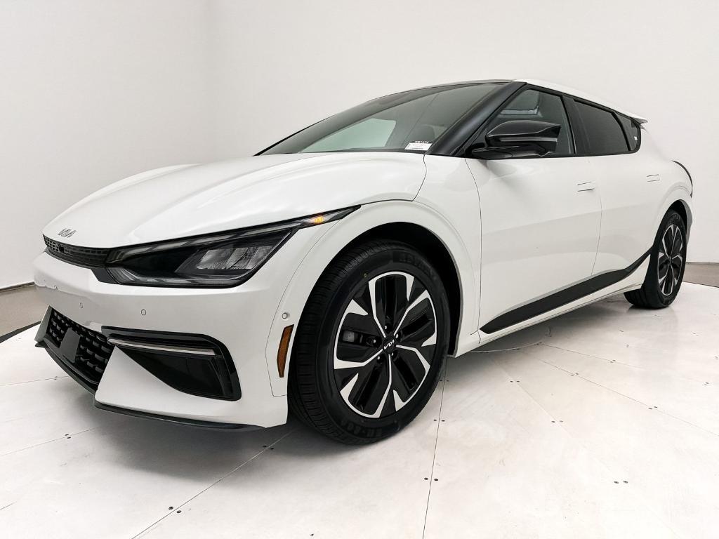 used 2022 Kia EV6 car, priced at $18,998