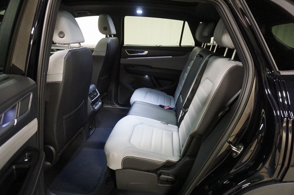 new 2026 Volkswagen Atlas Cross Sport car, priced at $49,229