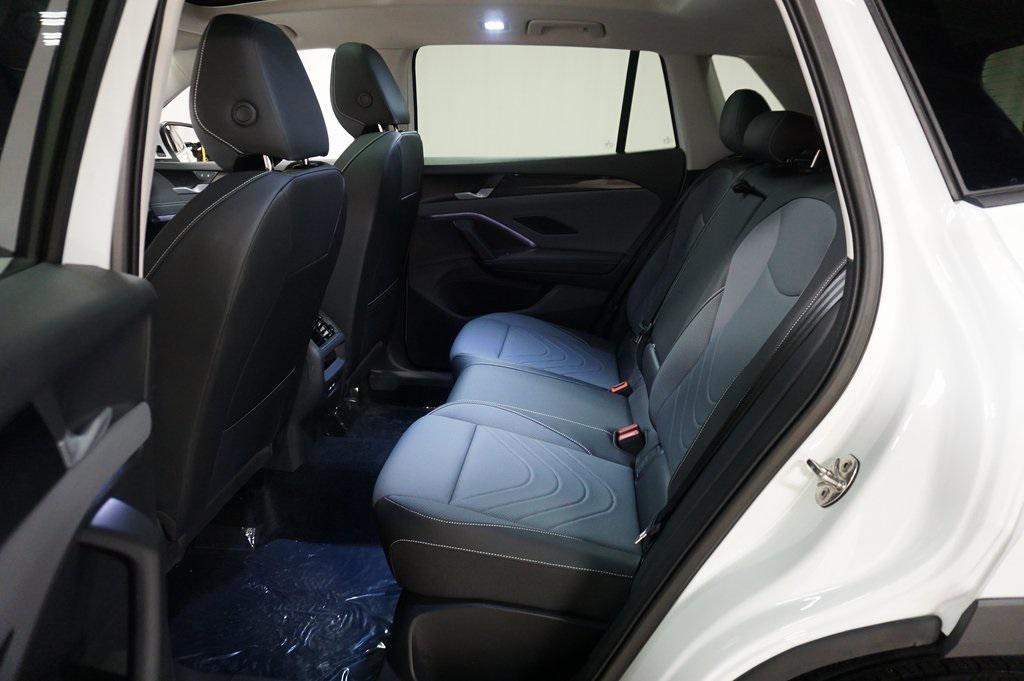 new 2025 Volkswagen Tiguan car, priced at $31,805