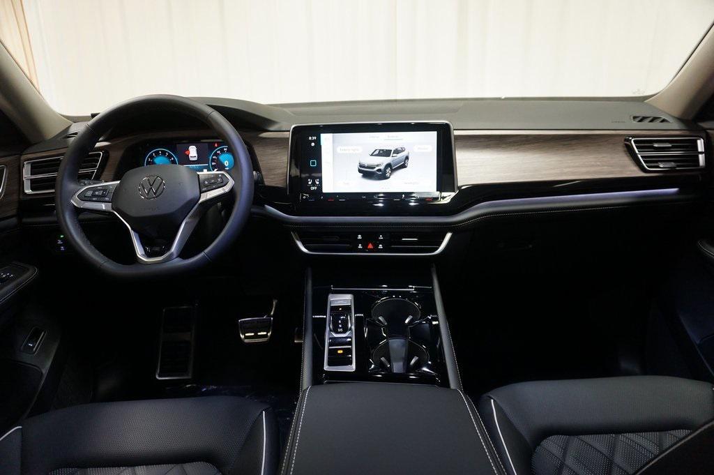 new 2026 Volkswagen Atlas car, priced at $53,216