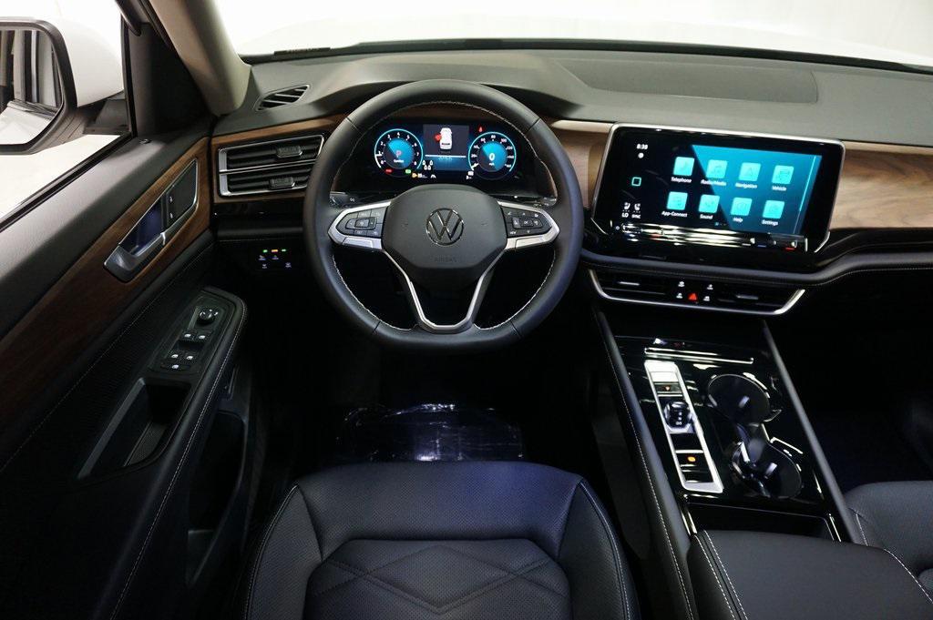 new 2026 Volkswagen Atlas car, priced at $46,057