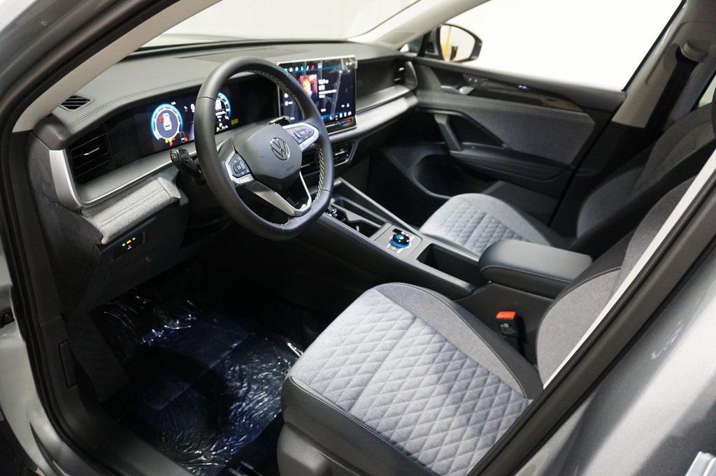 new 2025 Volkswagen Tiguan car, priced at $28,609