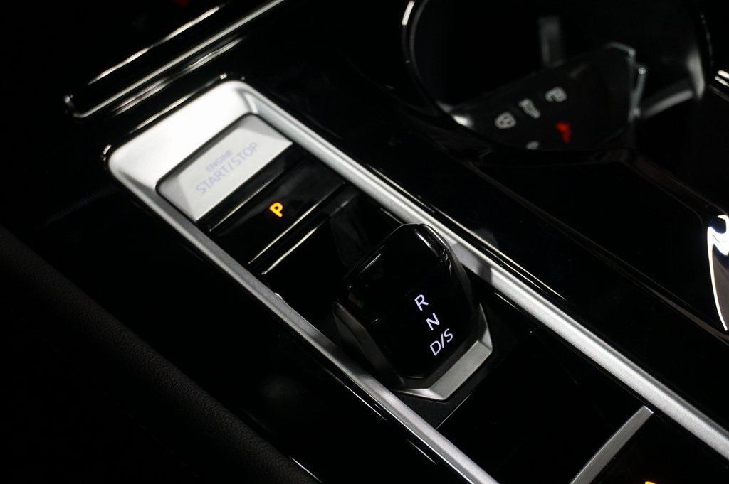 new 2026 Volkswagen Atlas car, priced at $46,264