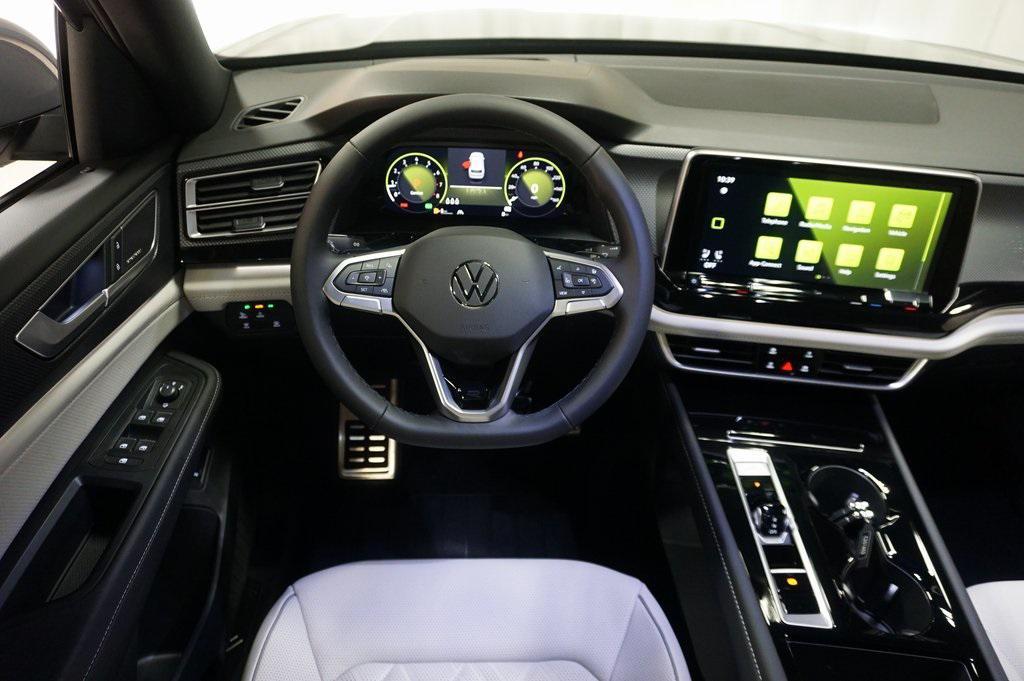 new 2026 Volkswagen Atlas Cross Sport car, priced at $52,211