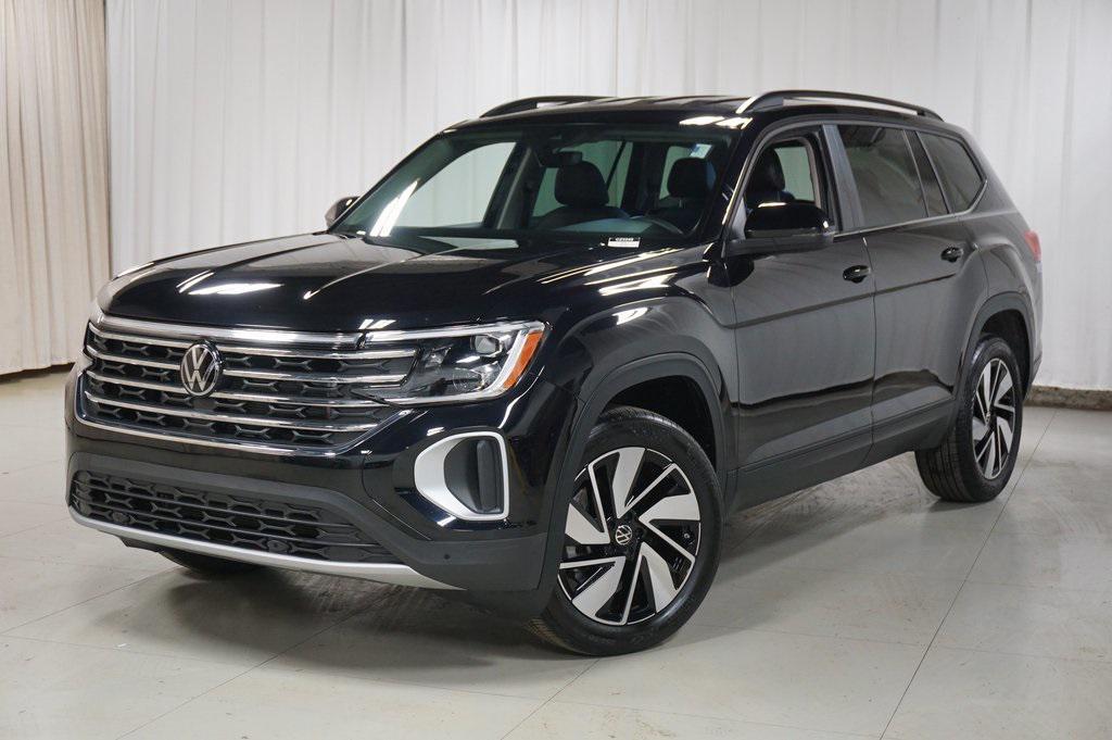 used 2025 Volkswagen Atlas car, priced at $35,990