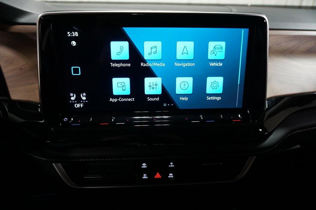 used 2025 Volkswagen Atlas car, priced at $35,990