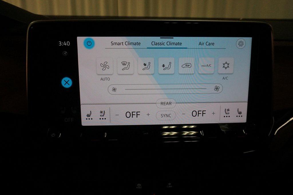 new 2026 Volkswagen Atlas car, priced at $39,245