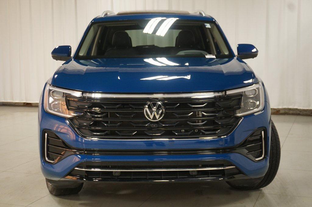 used 2025 Volkswagen Atlas car, priced at $42,490