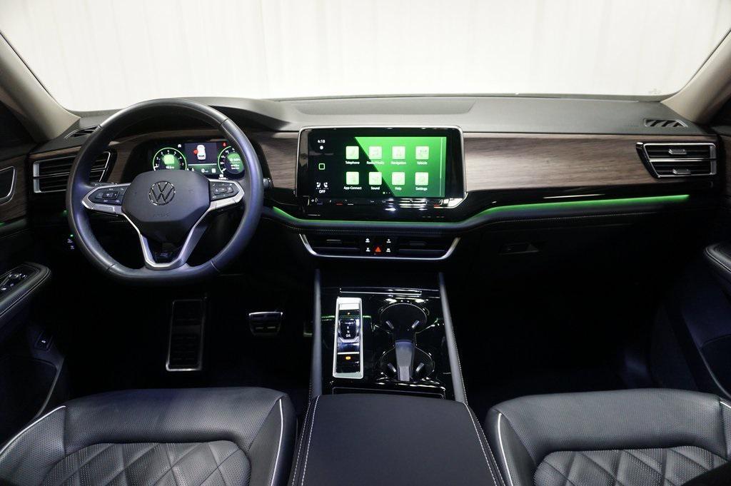 used 2025 Volkswagen Atlas car, priced at $42,490