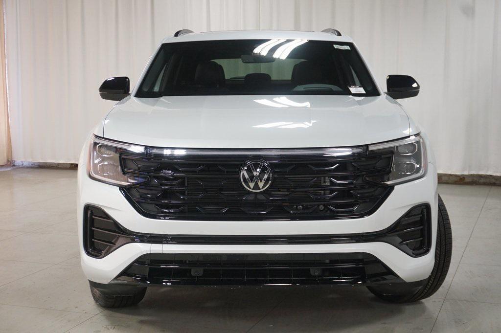 new 2026 Volkswagen Atlas Cross Sport car, priced at $49,446