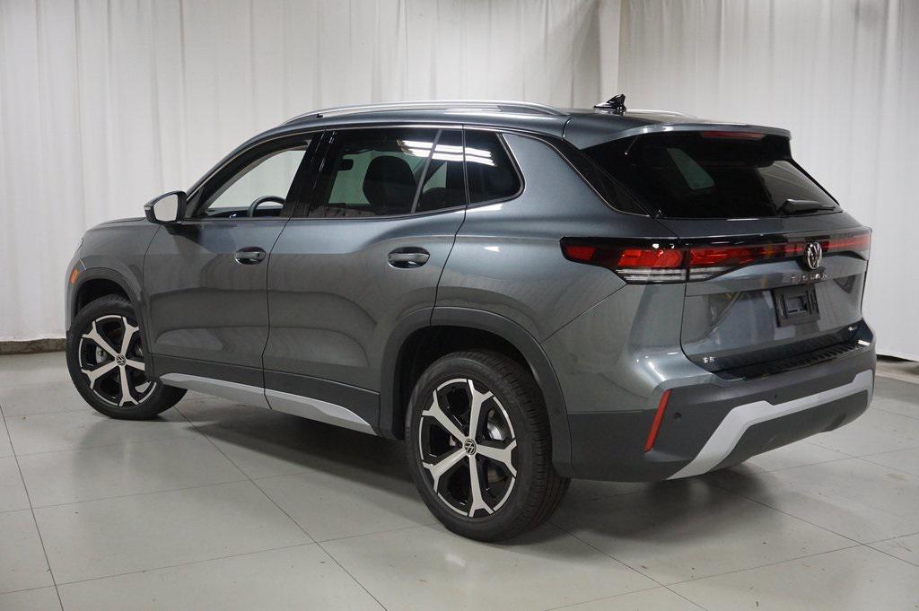 new 2025 Volkswagen Tiguan car, priced at $31,920