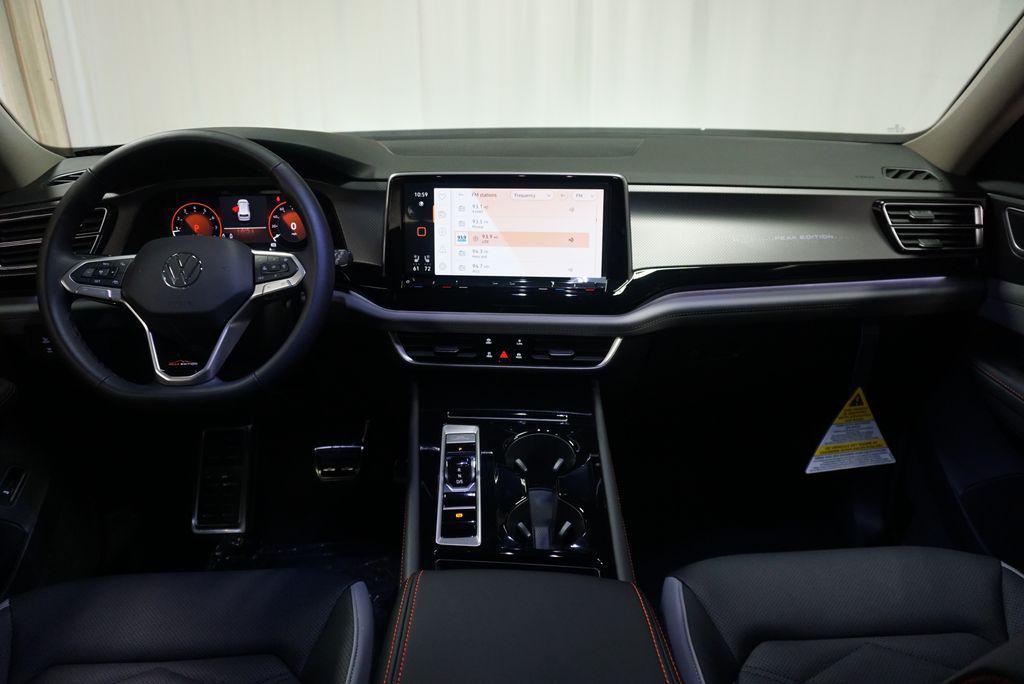 new 2026 Volkswagen Atlas car, priced at $45,014