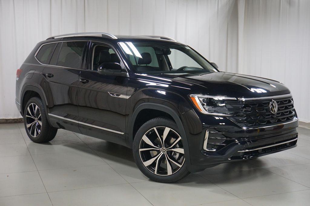 new 2026 Volkswagen Atlas car, priced at $51,681