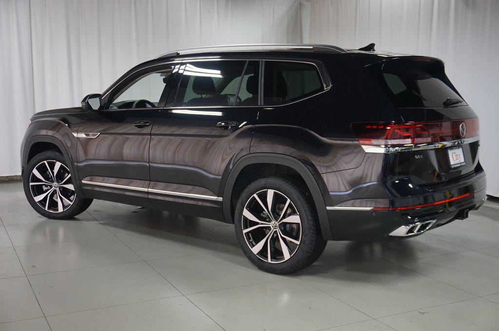 new 2026 Volkswagen Atlas car, priced at $51,681