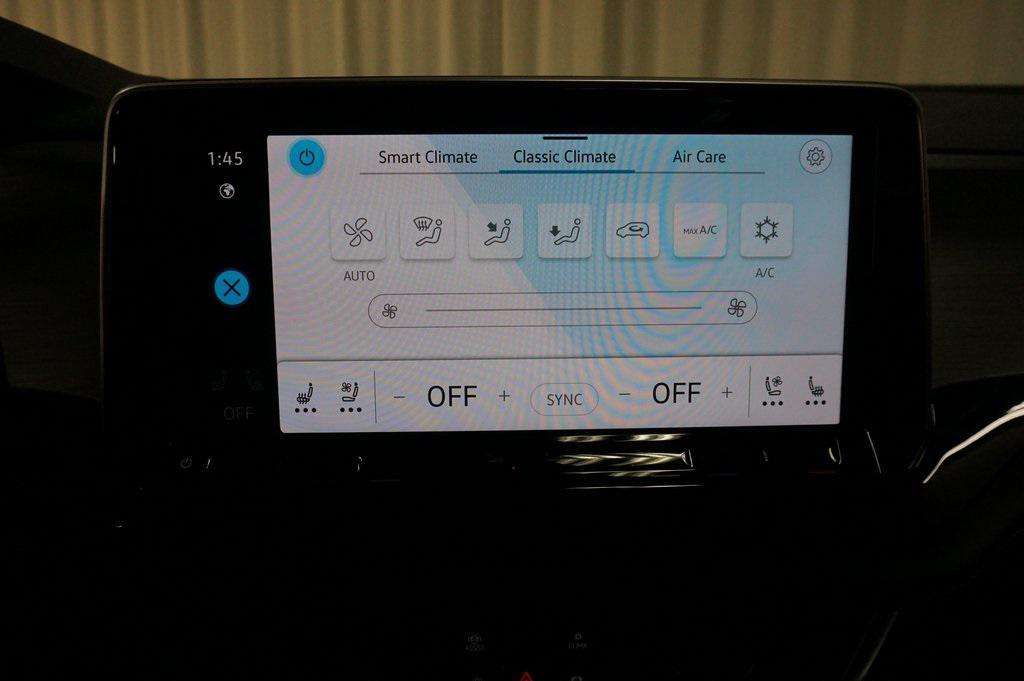 new 2026 Volkswagen Atlas Cross Sport car, priced at $44,103