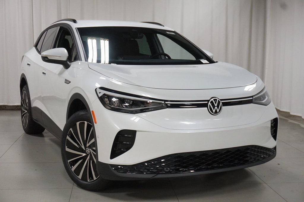new 2025 Volkswagen ID.4 car, priced at $42,005