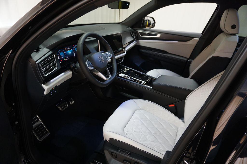 new 2026 Volkswagen Atlas Cross Sport car, priced at $50,760
