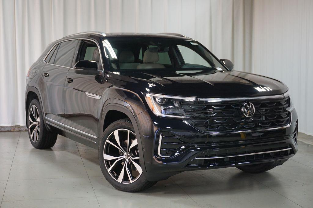 new 2026 Volkswagen Atlas Cross Sport car, priced at $50,760