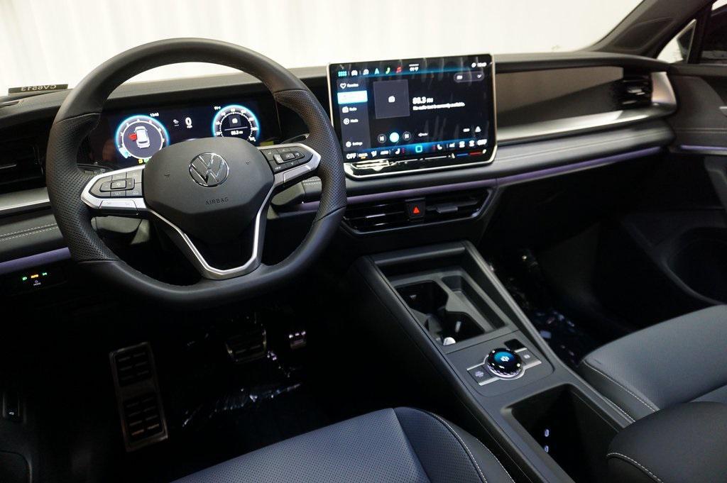 new 2025 Volkswagen Tiguan car, priced at $35,770