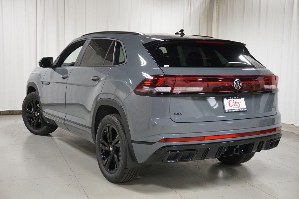 new 2026 Volkswagen Atlas Cross Sport car, priced at $48,237