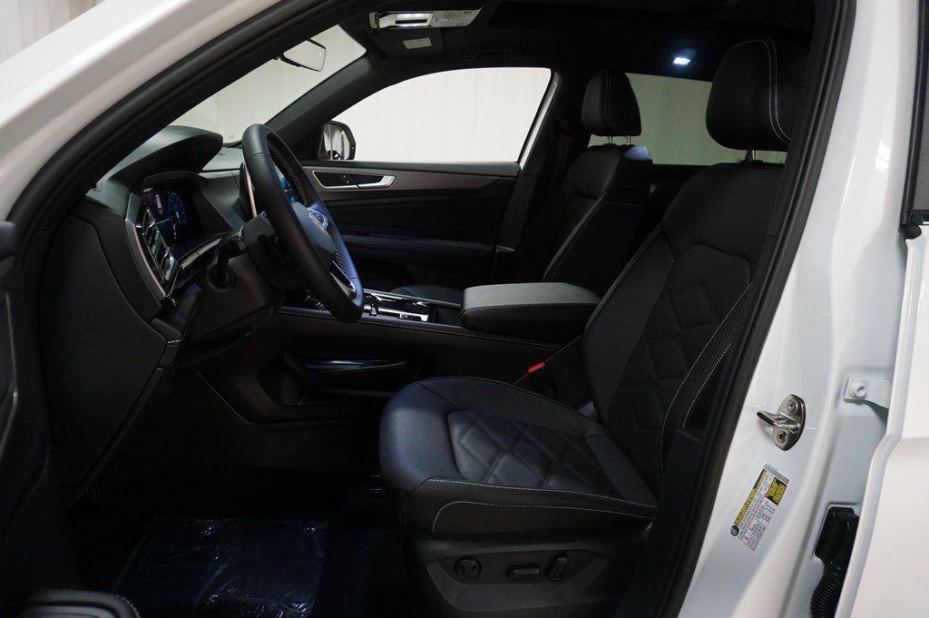 new 2026 Volkswagen Atlas Cross Sport car, priced at $43,331