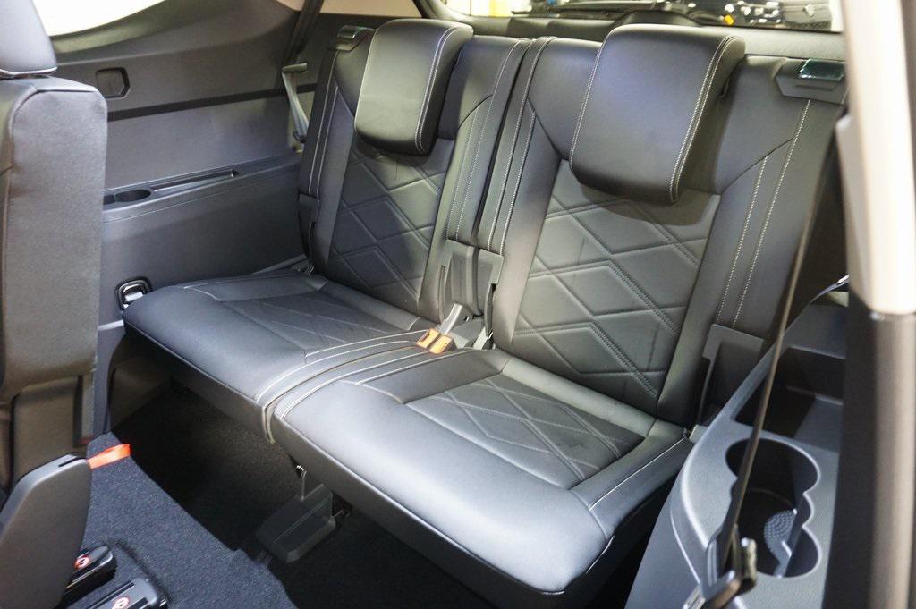 new 2026 Volkswagen Atlas car, priced at $45,459