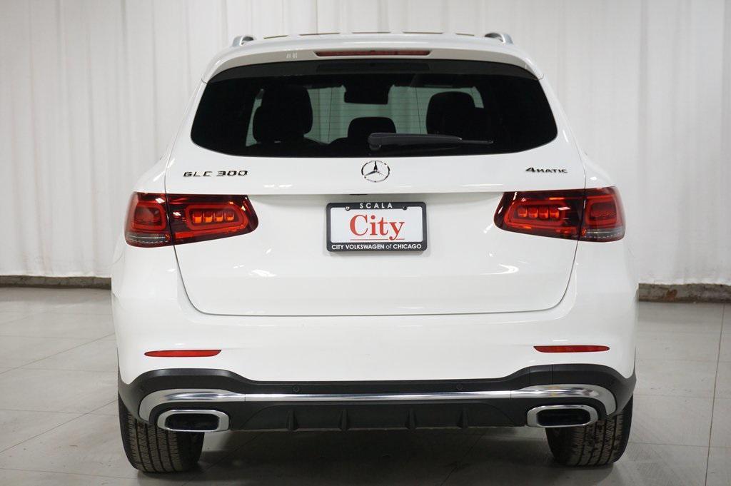 used 2021 Mercedes-Benz GLC 300 car