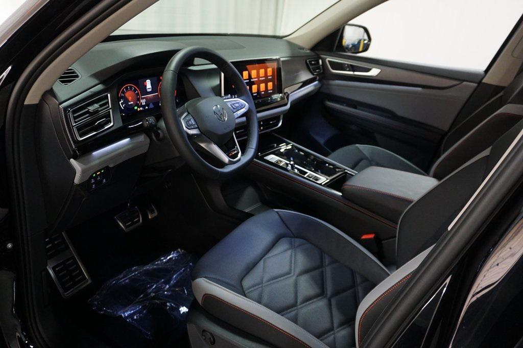 new 2026 Volkswagen Atlas car, priced at $45,827
