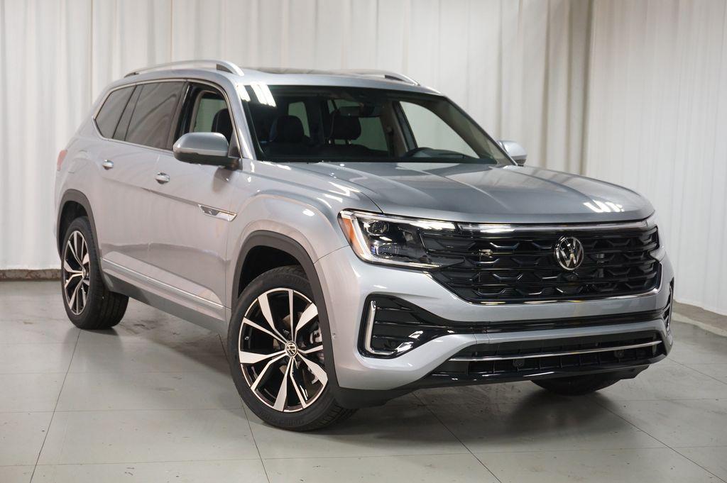 new 2026 Volkswagen Atlas car, priced at $51,681